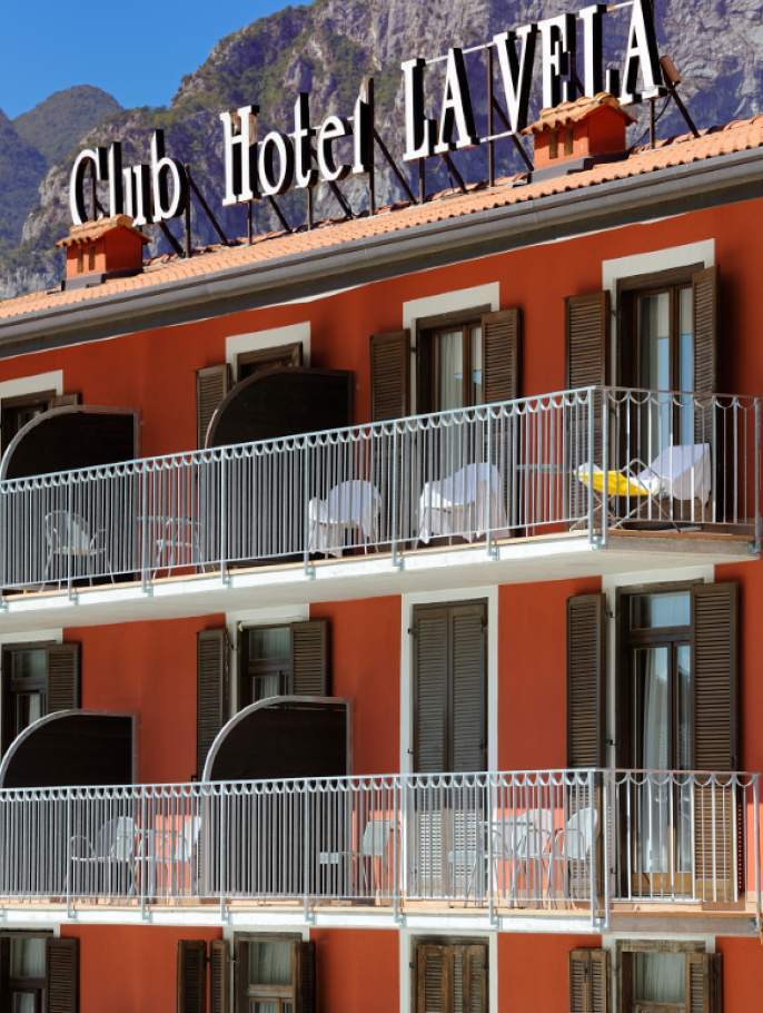 Club Hotel E Residence La Vela Torbole Sul Garda Buitenkant foto