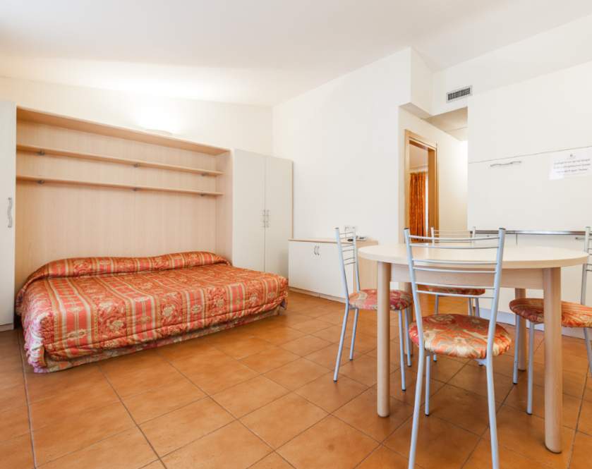 Club Hotel E Residence La Vela Torbole Sul Garda Buitenkant foto